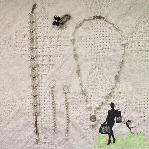 BFD Beaded Set of Jewelry In White Tones